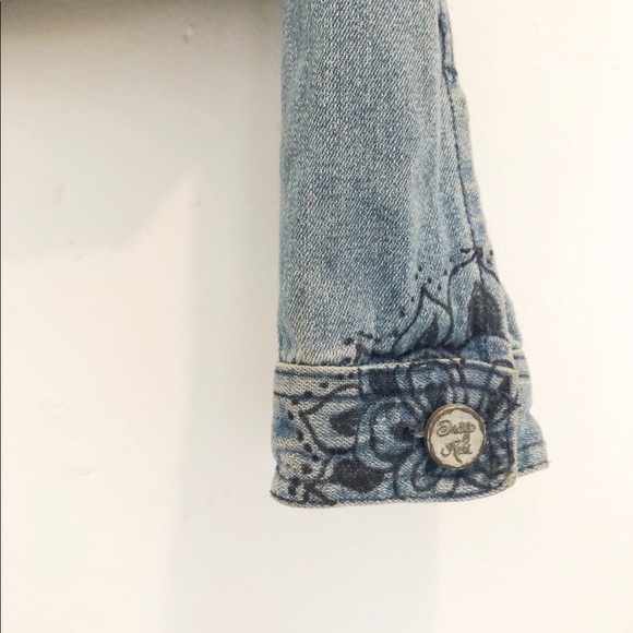 Custom Jackets - Picture 6 of 8